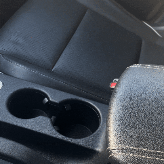 RoadMug - Heating and Cooling Car Cup Holder